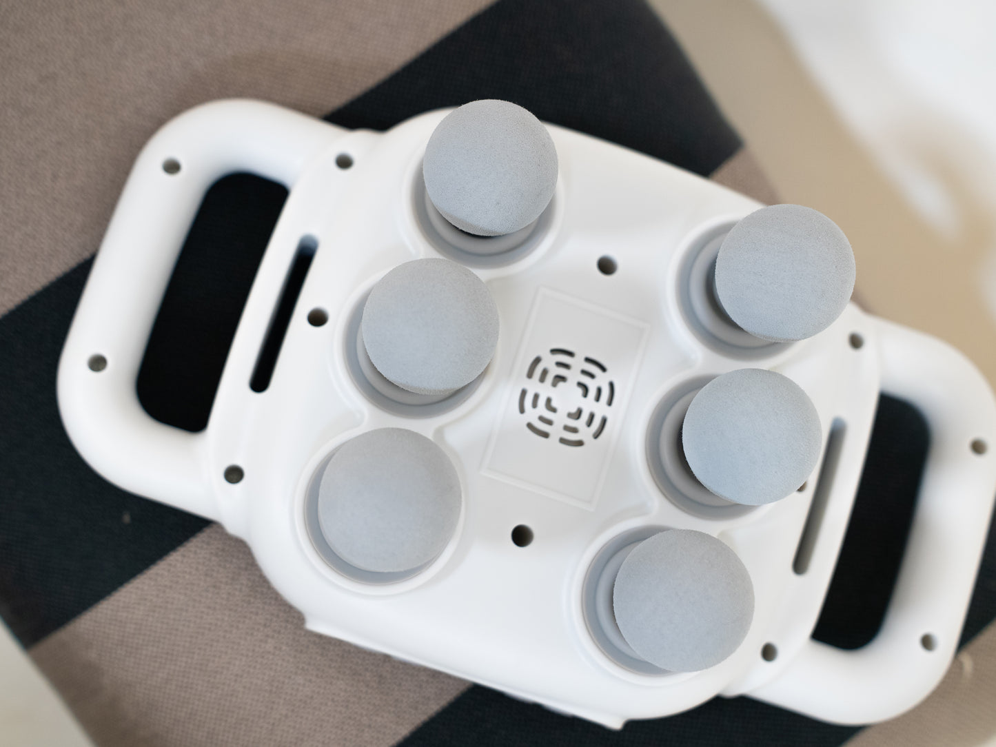 RECVR SIX™ Massagepistol